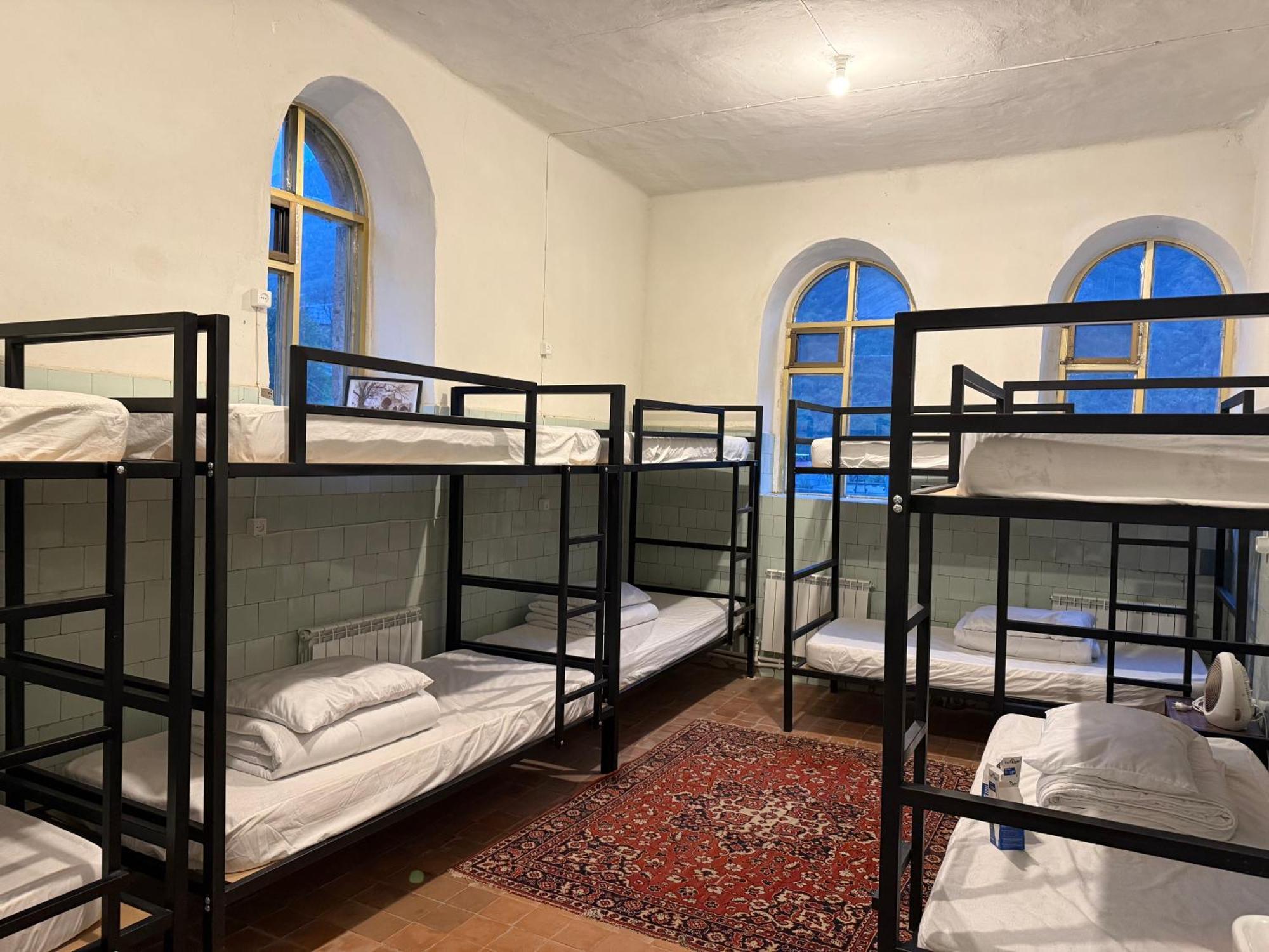 Tumanyan Bathhouse Hostel Extérieur photo